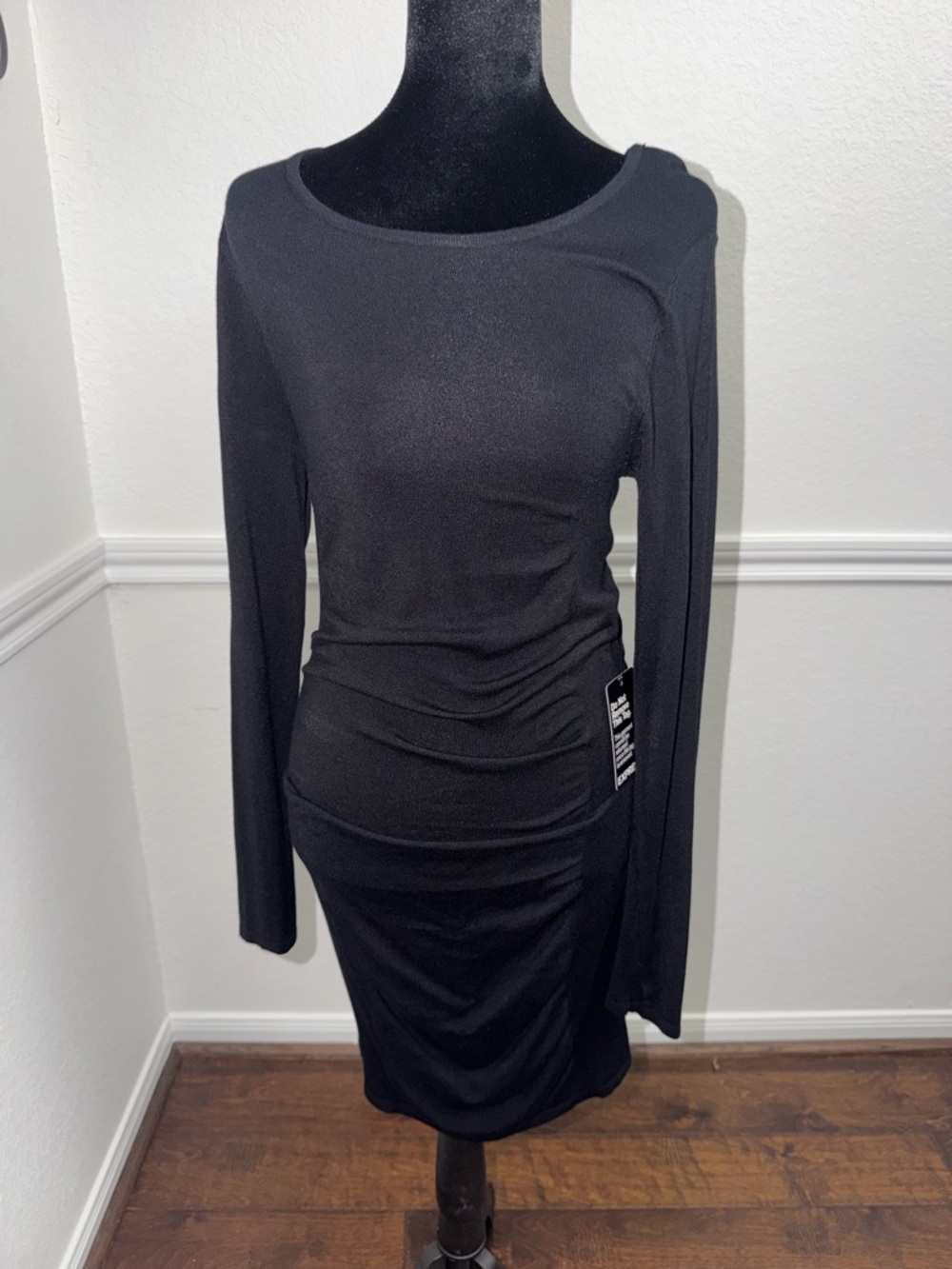 Black Long-Sleeve Ruched Bodycon Dress